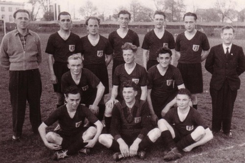 Wer kennt diese Jungs ?